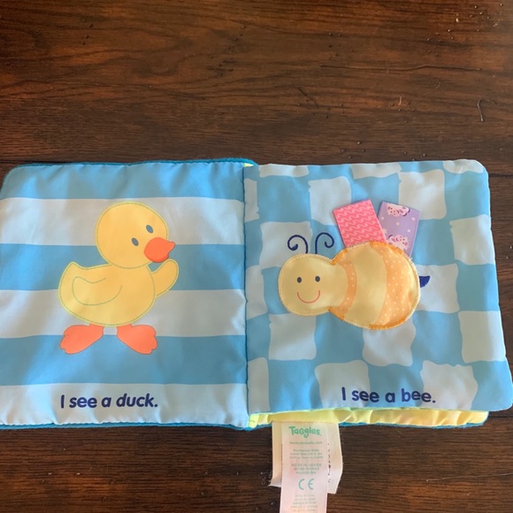 Soft TaGgies Infant Book - Picture 3 of 6